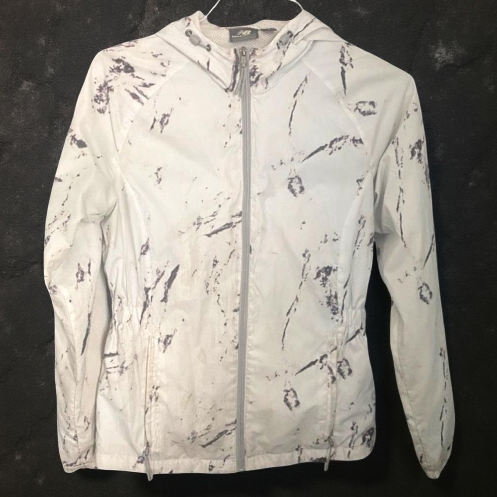 New Balance Graphic Marble Windbreaker Running Jacket